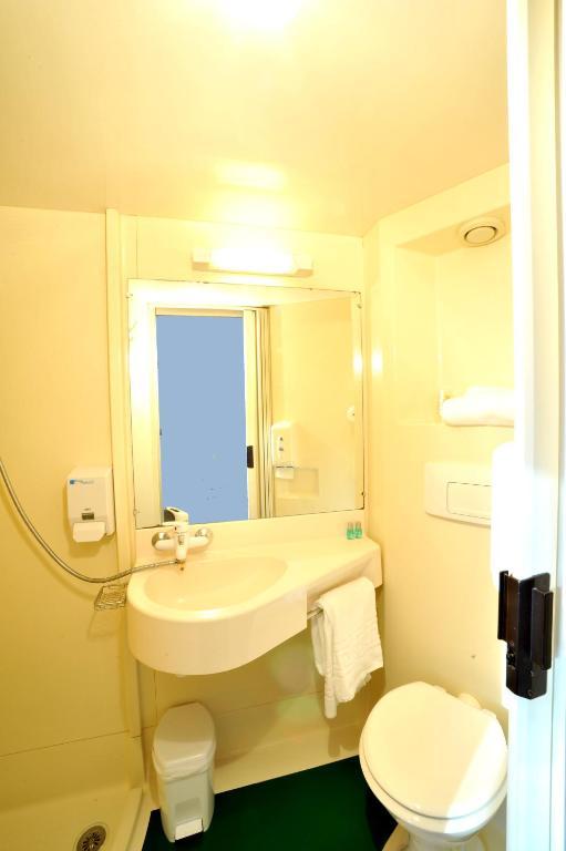 Fasthotel Vendôme Zimmer foto